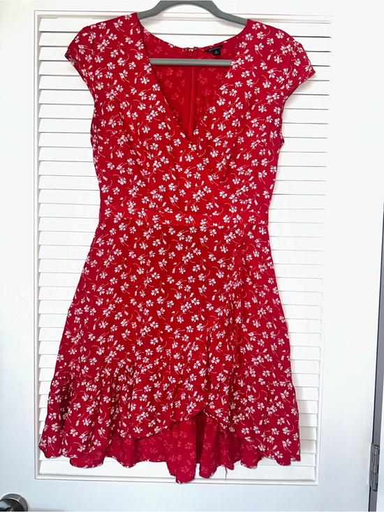 J. Crew Dresses & Skirts - J. Crew Mercantille 100% Viscose Red Floral Cap-Sleeve Wrap Mini Dress size 2